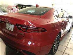 جاگوار XE